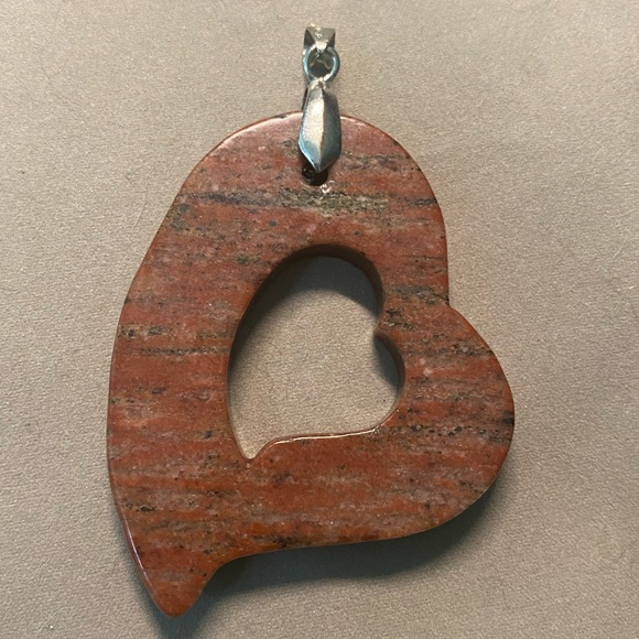 Stone Open heart pendant - Picture 2 of 4